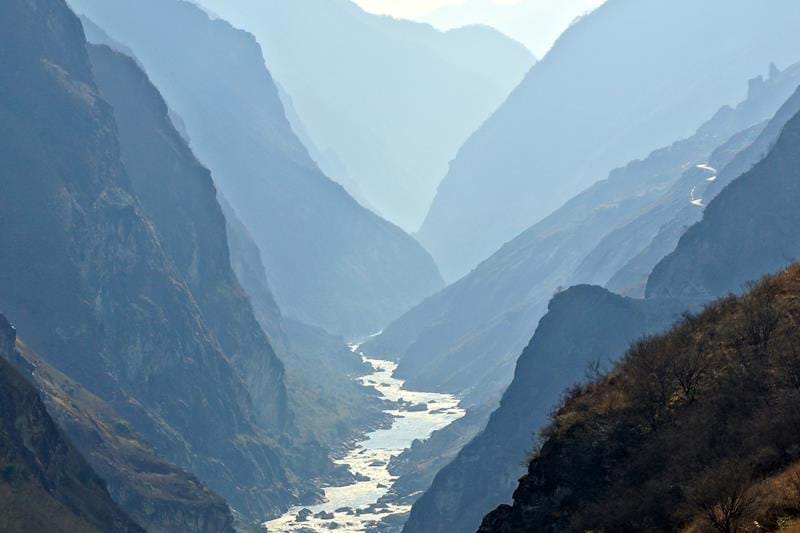 leaping tiger gorge