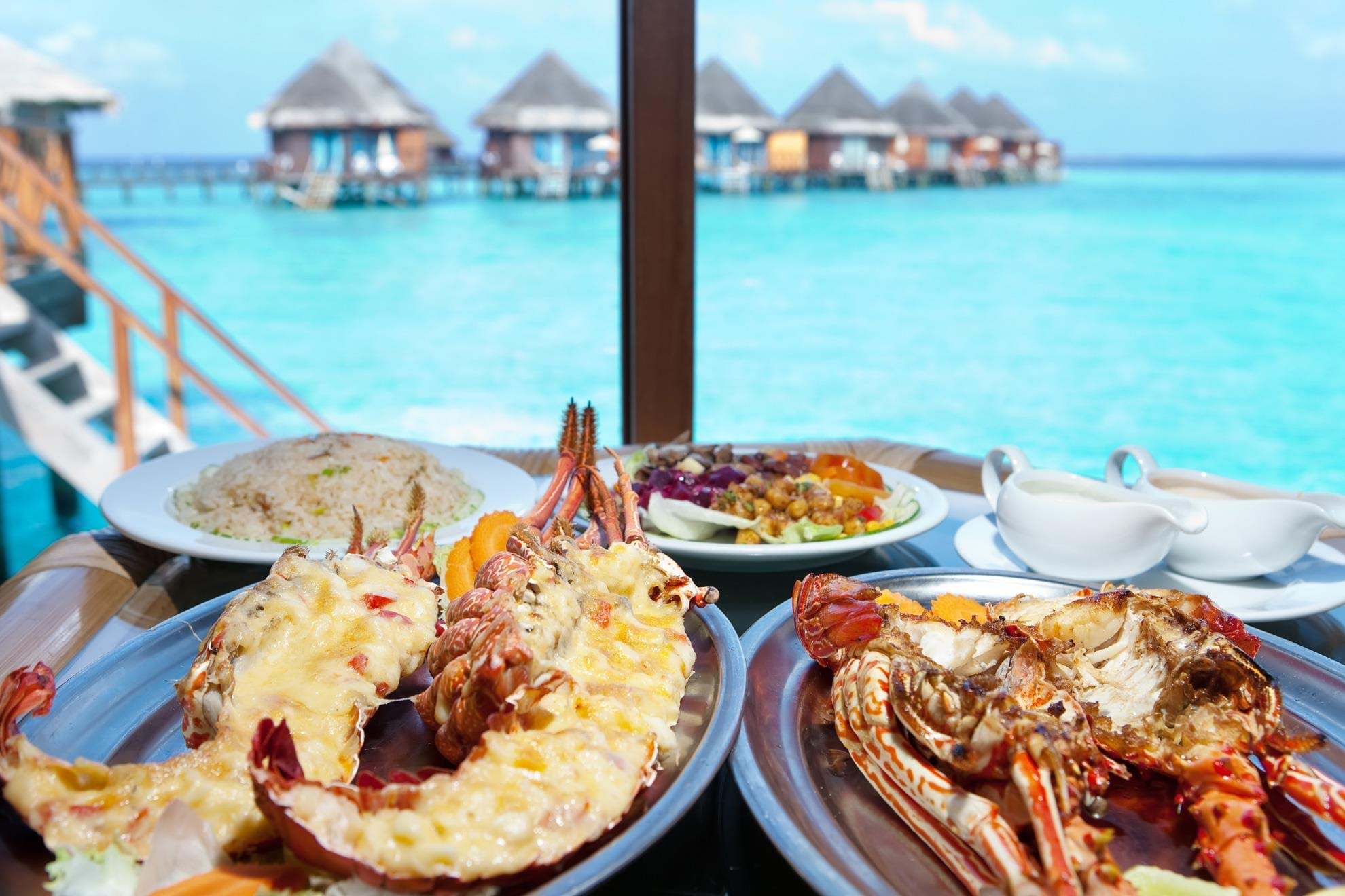 Все включено на шри. Мальдивы еда. Средиземноморская кухня. Блюда на Мальдивах. Обед на Мальдивах.
