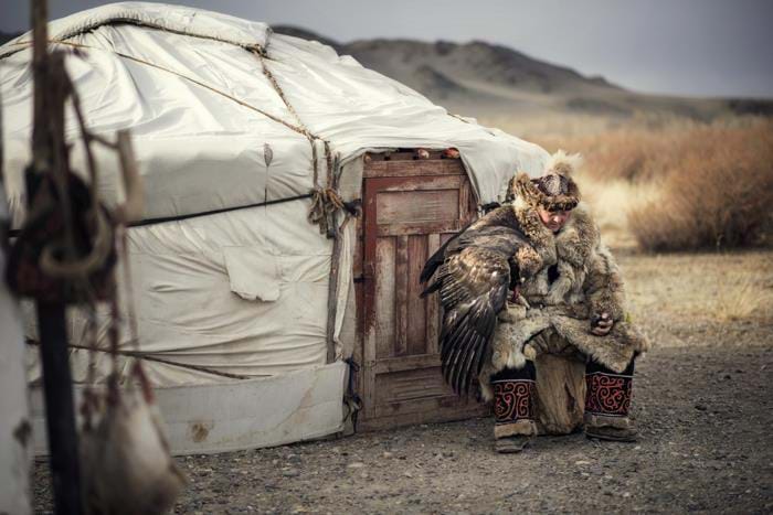 blog-highlights-of-mongolia-eagle-hunter